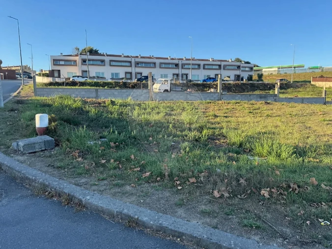 Terreno para Venda em Arrifana Foto 2