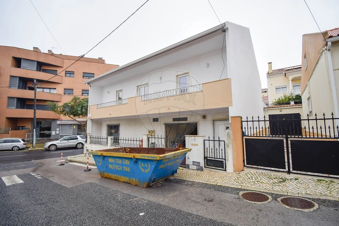 Apartamento T3 para Venda em Pontinha e Famões Foto 28