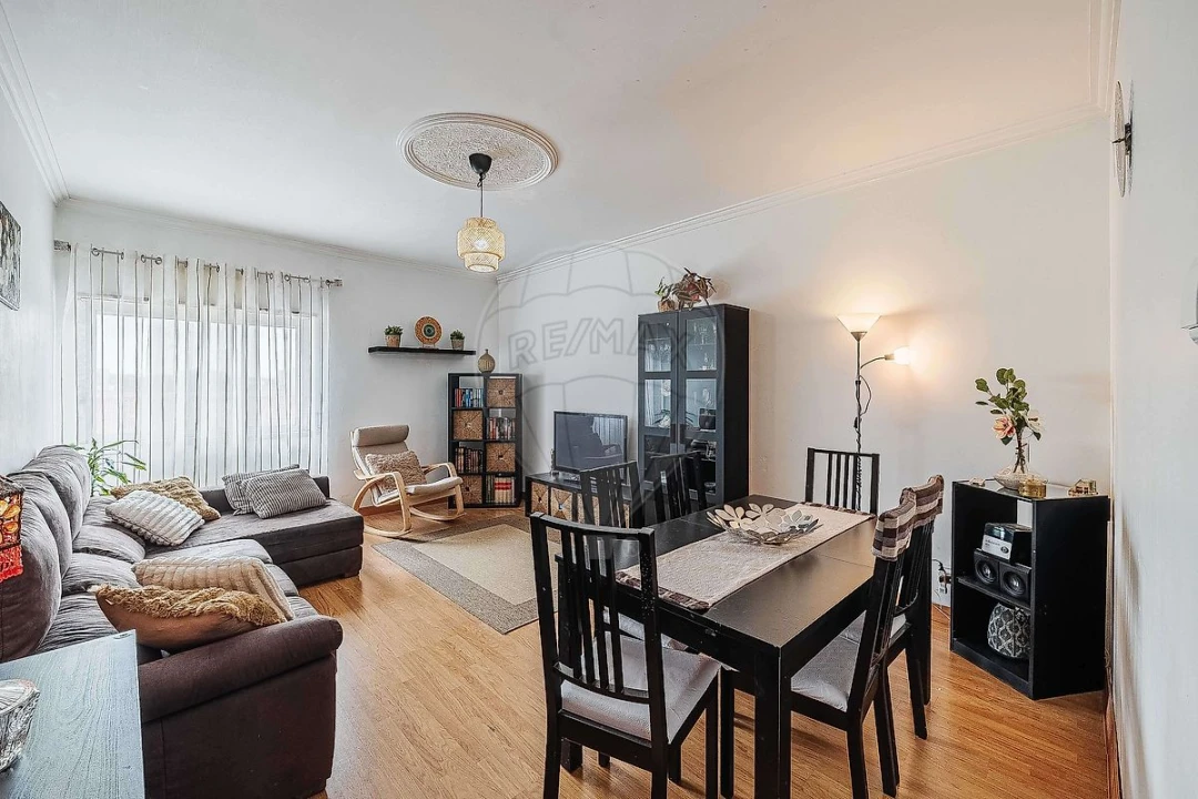 Apartamento T3 para Venda em Cacém e São Marcos Foto 39