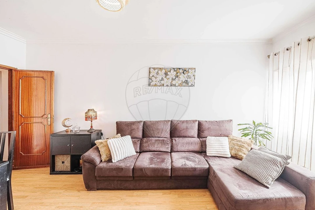 Apartamento T3 para Venda em Cacém e São Marcos Foto 6