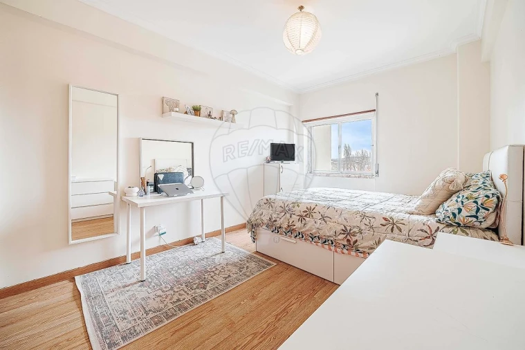 Apartamento T3 para Venda em Cacém e São Marcos Foto 15