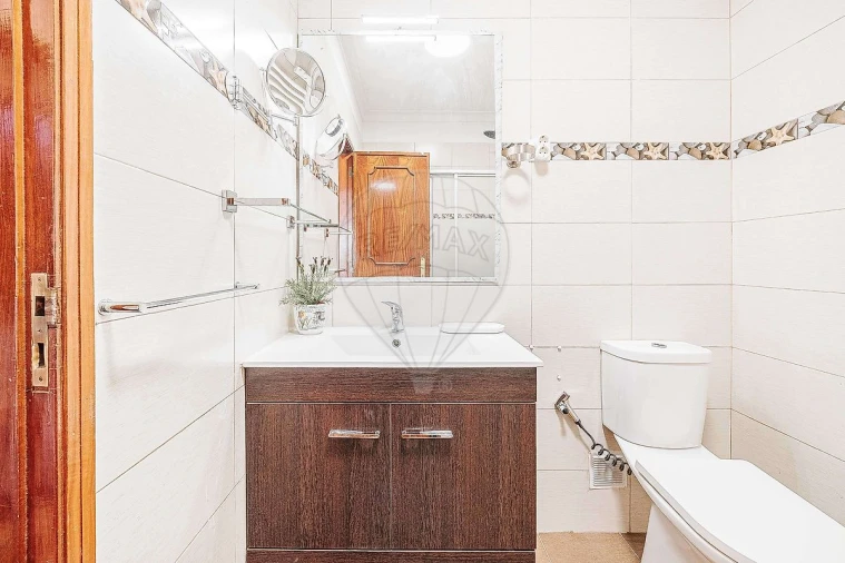 Apartamento T3 para Venda em Cacém e São Marcos Foto 28