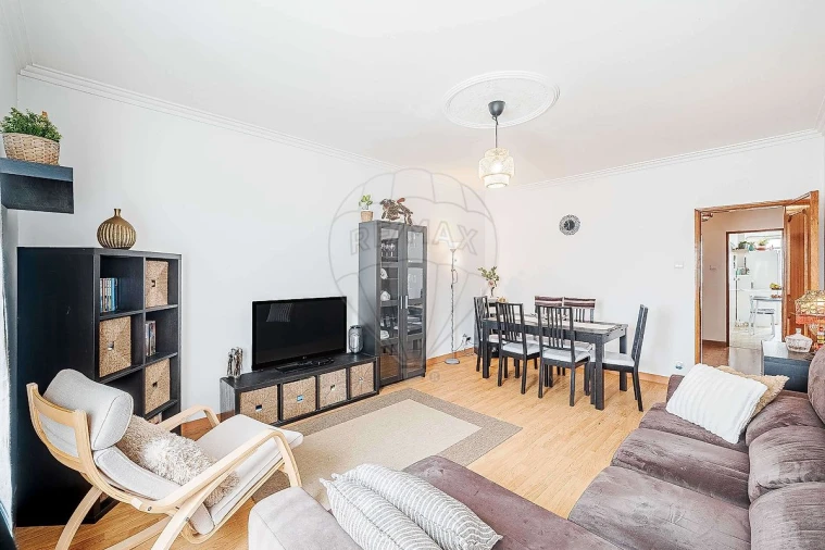 Apartamento T3 para Venda em Cacém e São Marcos Foto 4