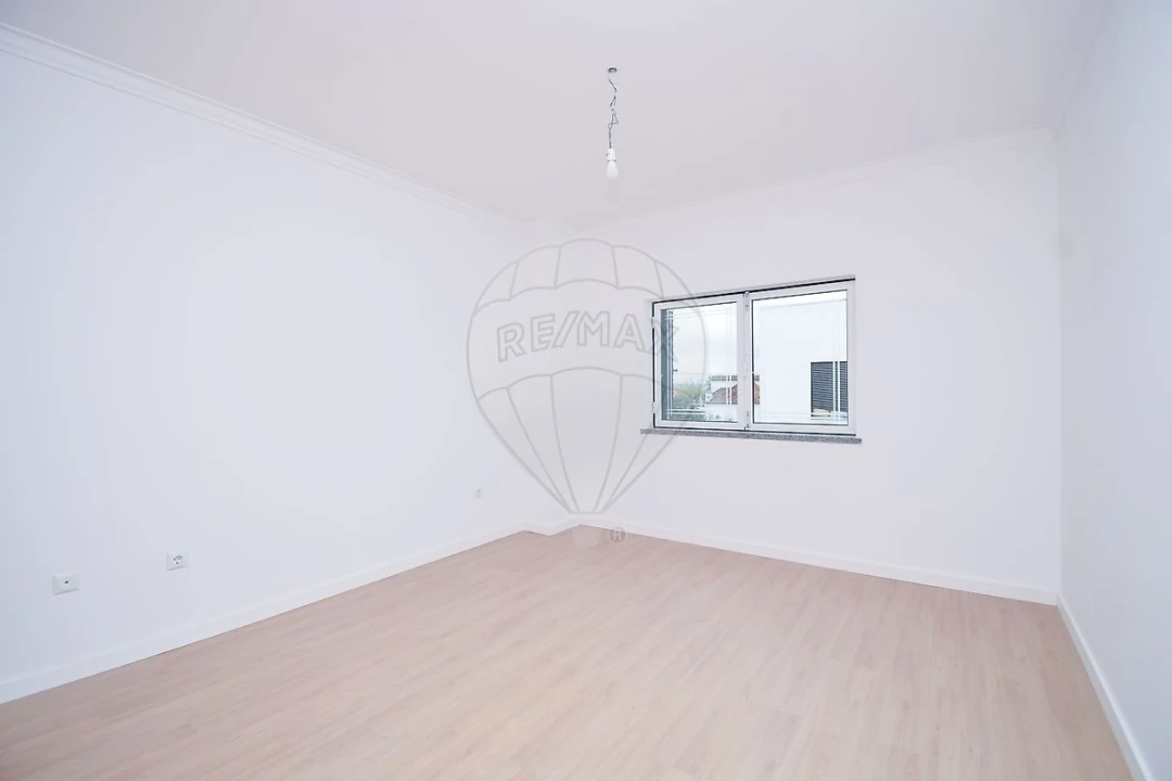 Moradia T5 para Venda em Nossa Sra de Fatima Foto 36