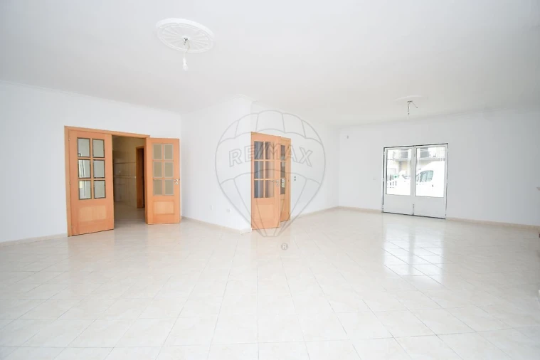 Moradia T5 para Venda em Nossa Sra de Fatima Foto 20