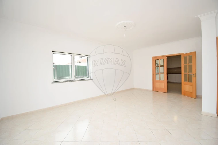 Moradia T5 para Venda em Nossa Sra de Fatima Foto 18