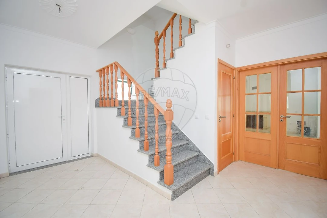 Moradia T5 para Venda em Nossa Sra de Fatima Foto 13