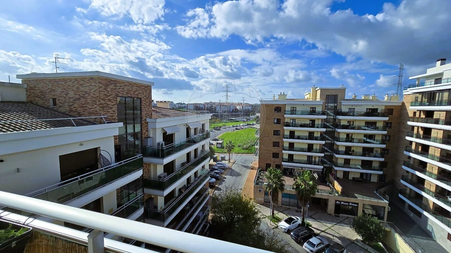 Apartamento T3 para Arrendamento em Sacavém e Prior Velho Foto 38