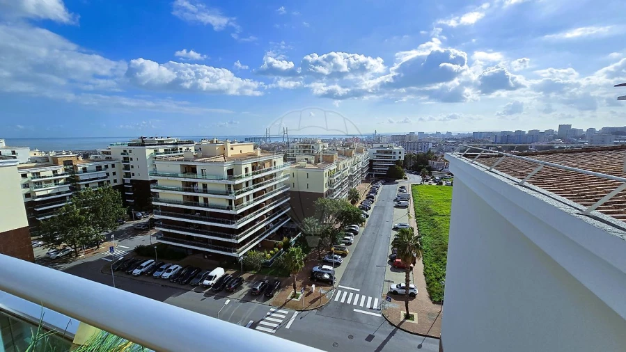 Apartamento T3 para Arrendamento em Sacavém e Prior Velho Foto 21