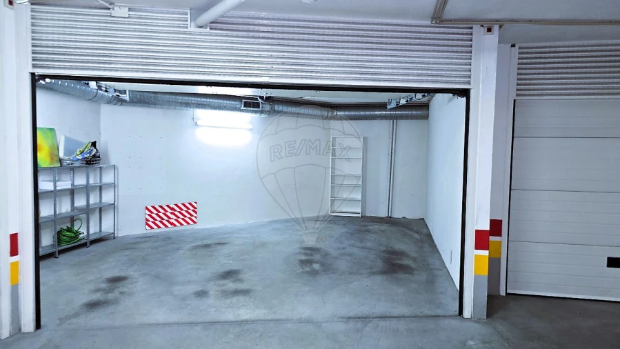 Apartamento T3 para Arrendamento em Sacavém e Prior Velho Foto 40