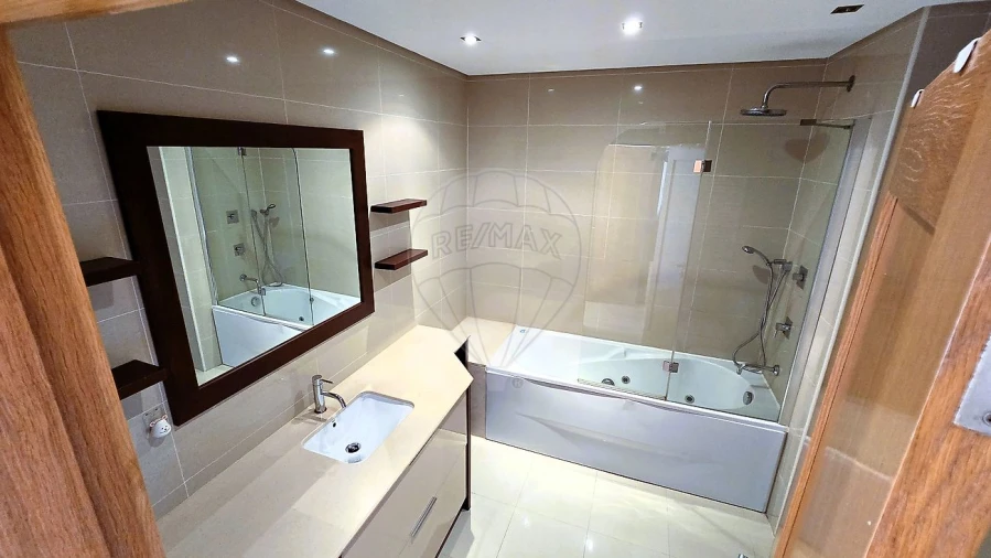 Apartamento T3 para Arrendamento em Sacavém e Prior Velho Foto 30