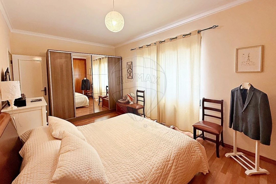 Apartamento T4 para Venda em Nossa Senhora do Pópulo, Coto e São Gregório Foto 18