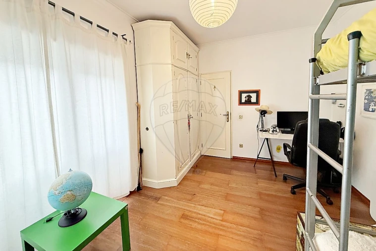 Apartamento T4 para Venda em Nossa Senhora do Pópulo, Coto e São Gregório Foto 2