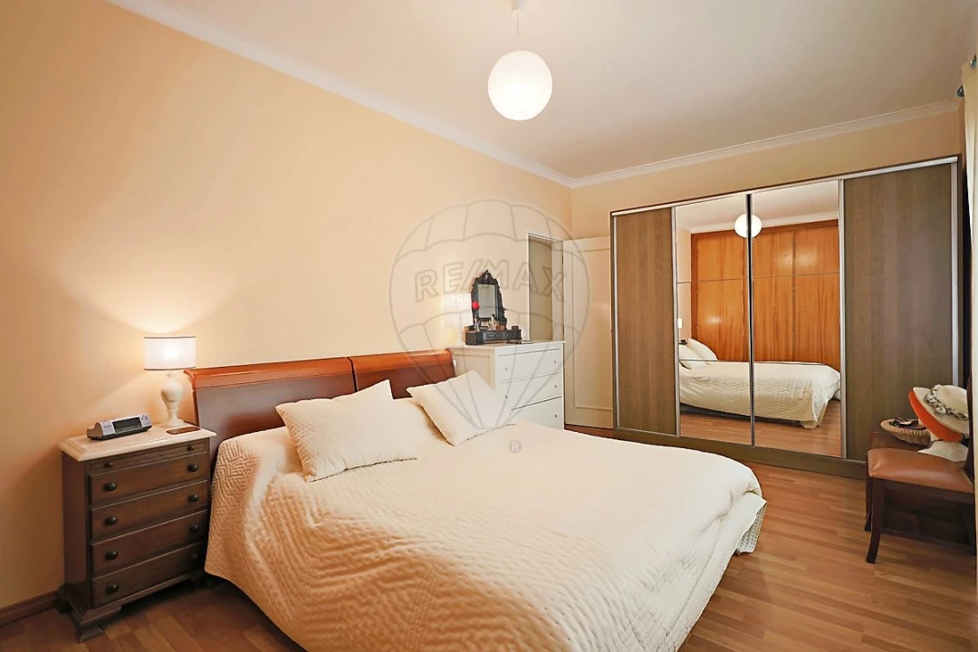 Apartamento T4 para Venda em Nossa Senhora do Pópulo, Coto e São Gregório Foto 19