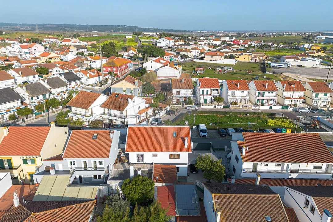 Moradia T4 para Venda em Alenquer (Santo Estêvão e Triana) Foto 33