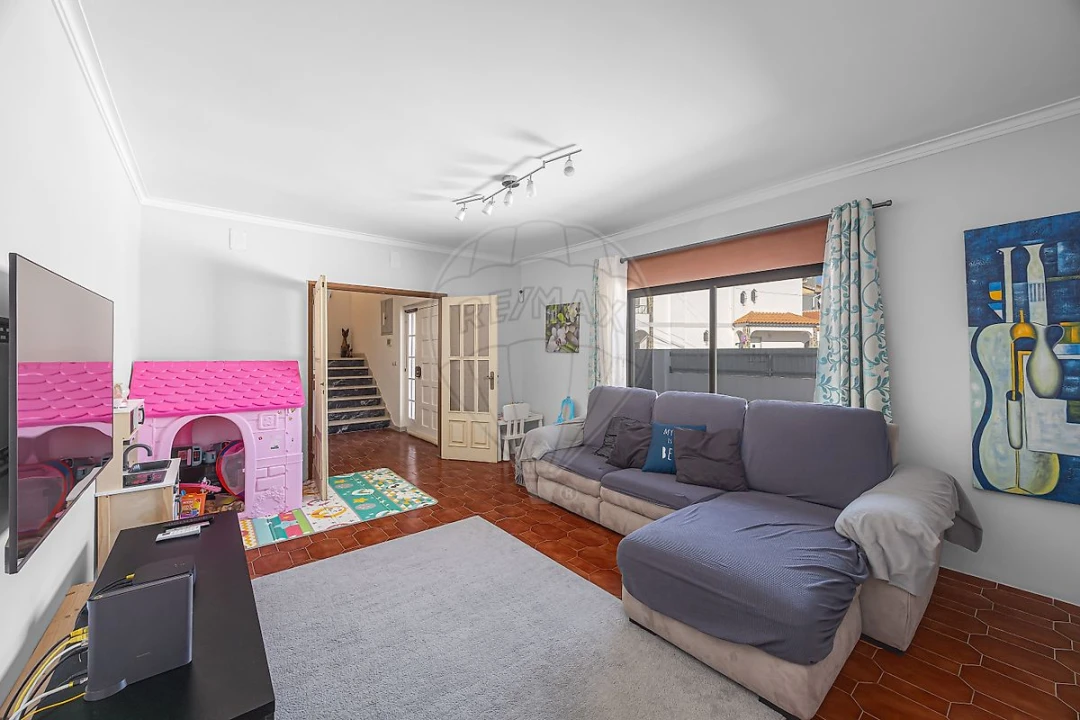 Moradia T4 para Venda em Alenquer (Santo Estêvão e Triana) Foto 5