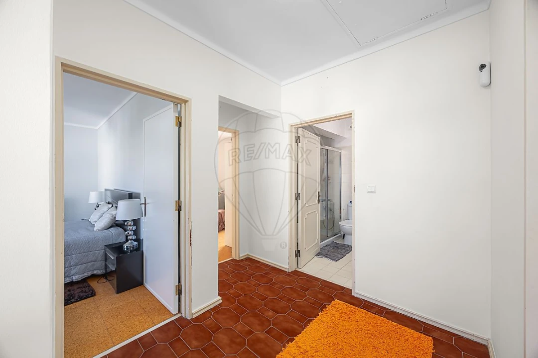 Moradia T4 para Venda em Alenquer (Santo Estêvão e Triana) Foto 9