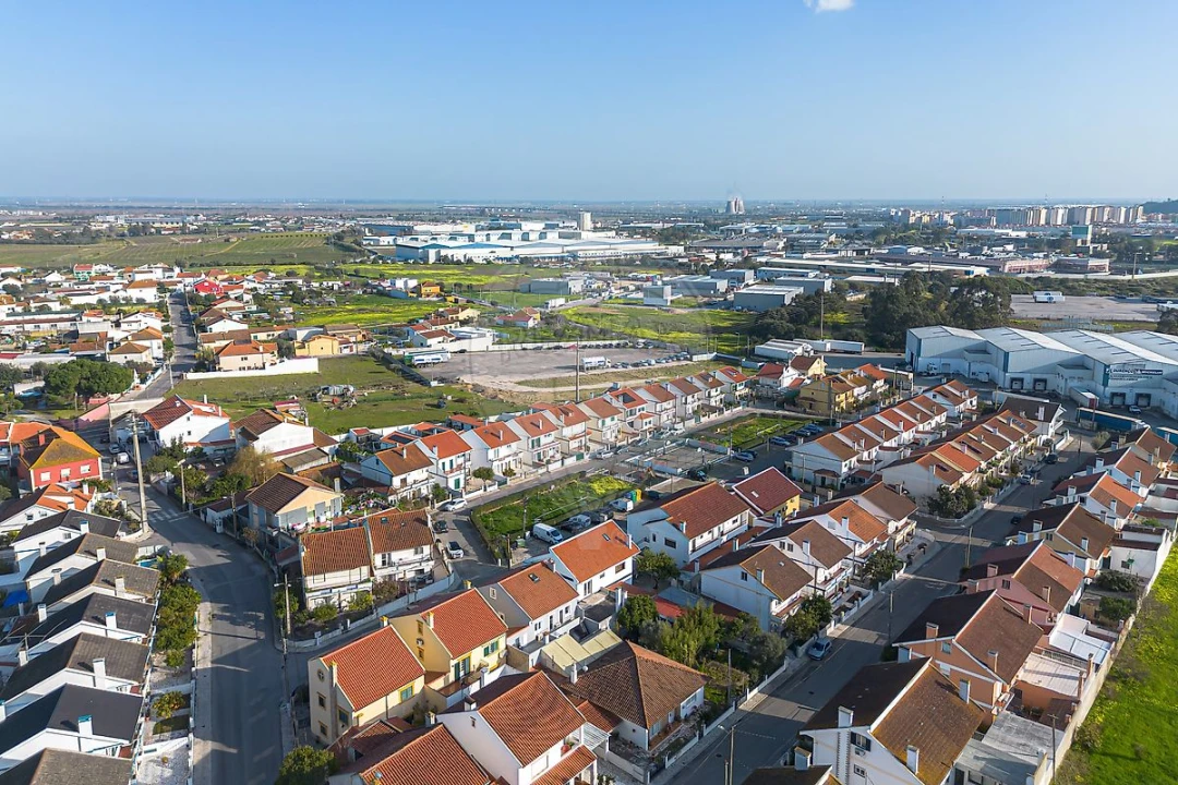 Moradia T4 para Venda em Alenquer (Santo Estêvão e Triana) Foto 30
