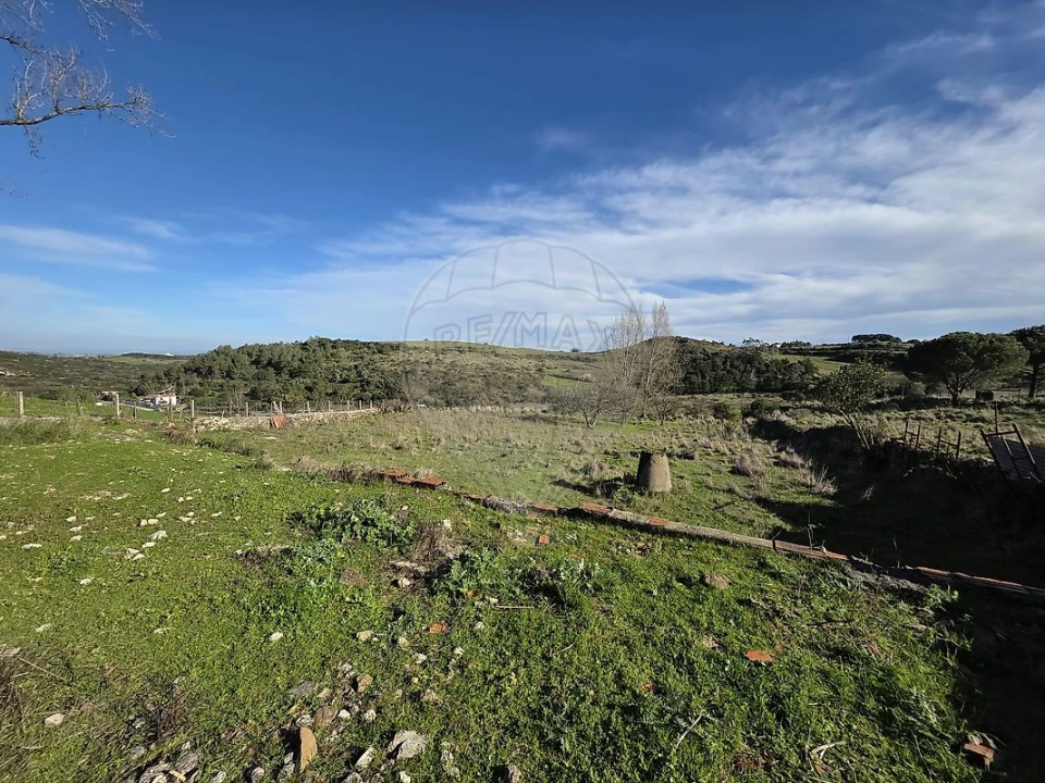 Terreno para Venda em Alhandra, São João dos Montes e Calhandriz Foto 2