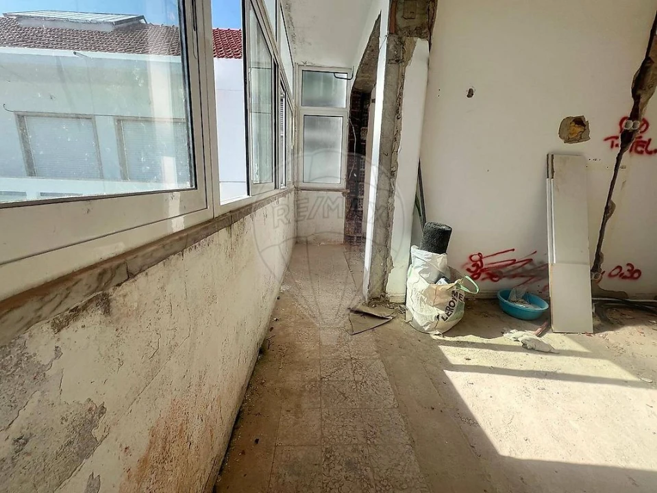 Apartamento T2 para Venda em Cacém e São Marcos Foto 5