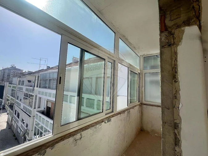 Apartamento T2 para Venda em Cacém e São Marcos Foto 6