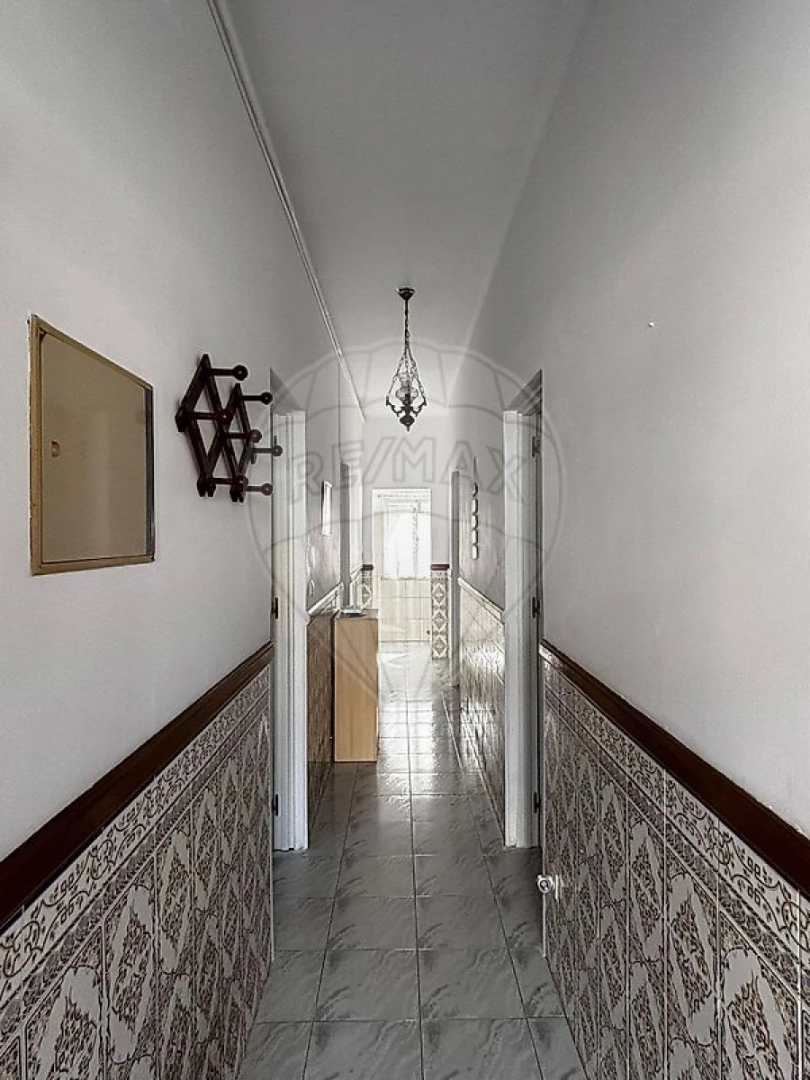 Moradia T3 para Venda em Santa Maria, São Pedro e Matacães Foto 14