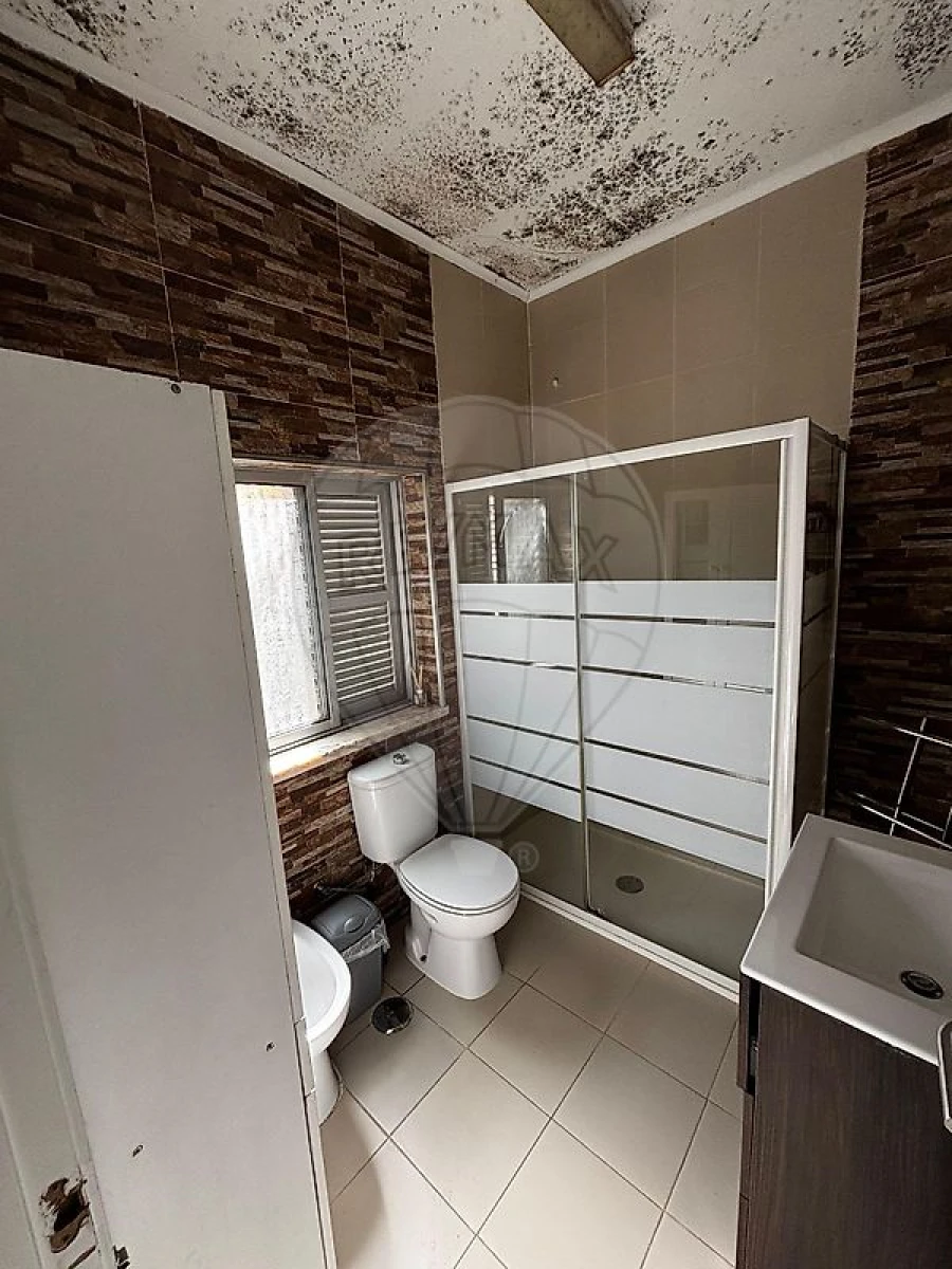 Moradia T3 para Venda em Santa Maria, São Pedro e Matacães Foto 10