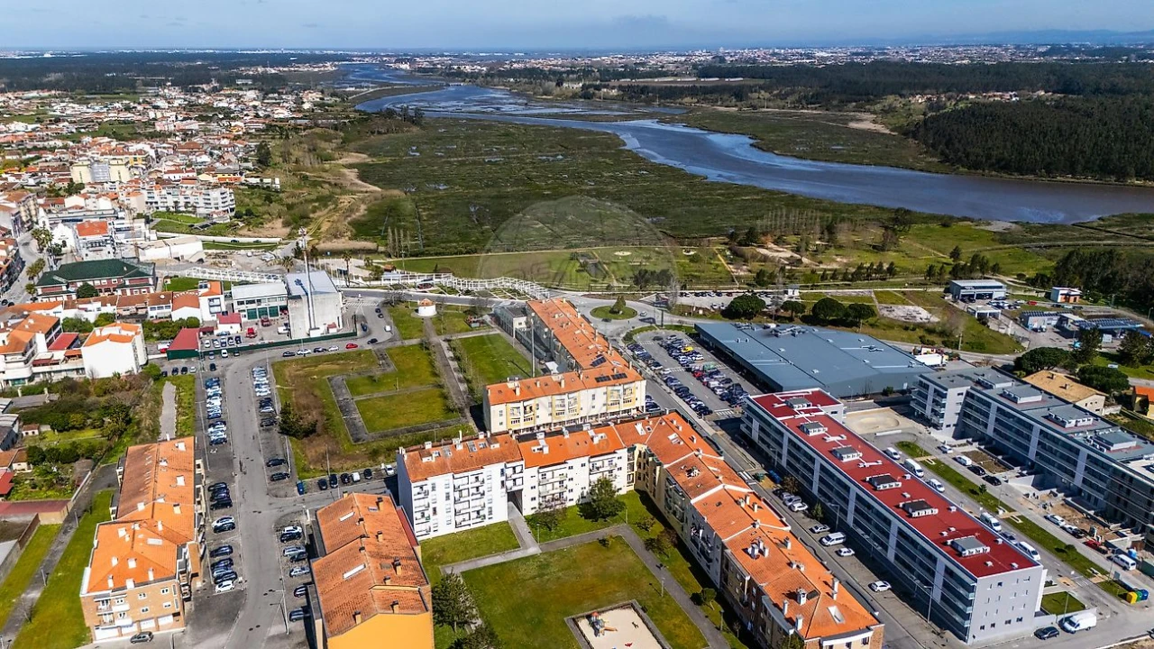 Apartamento T4 para Venda em Vagos e Santo António Foto 26