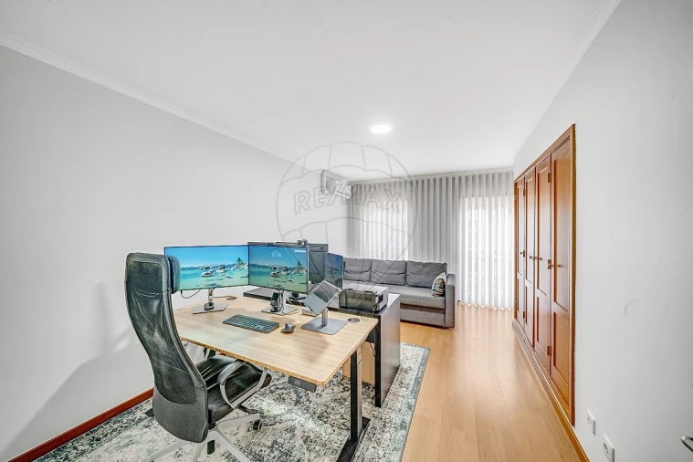 Apartamento T4 para Venda em Vagos e Santo António Foto 23