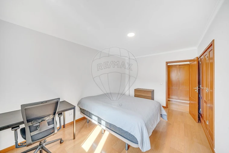 Apartamento T4 para Venda em Vagos e Santo António Foto 12