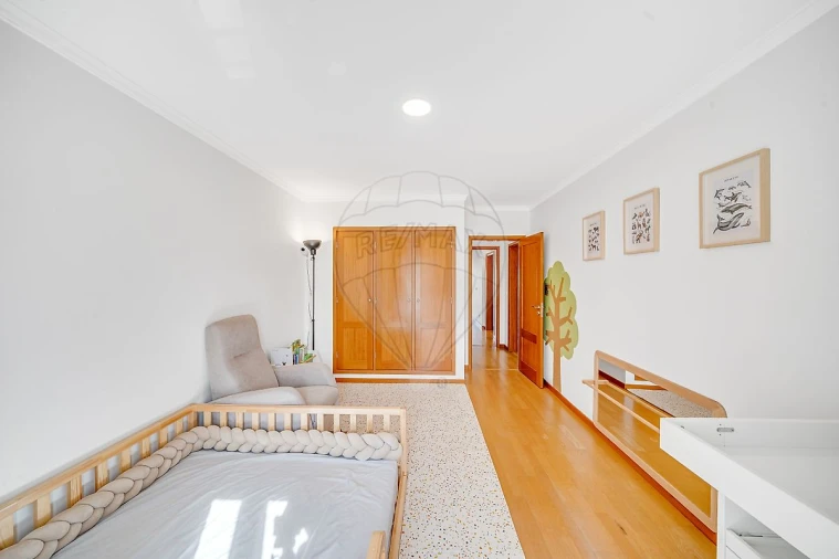 Apartamento T4 para Venda em Vagos e Santo António Foto 15