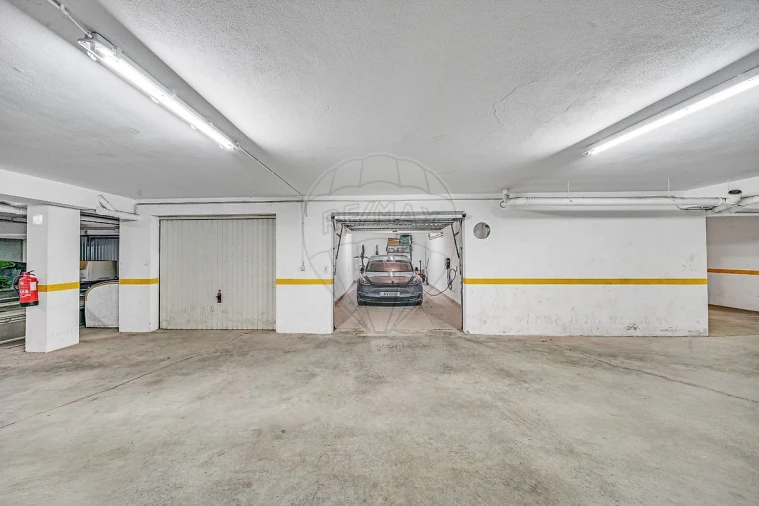 Apartamento T4 para Venda em Vagos e Santo António Foto 21