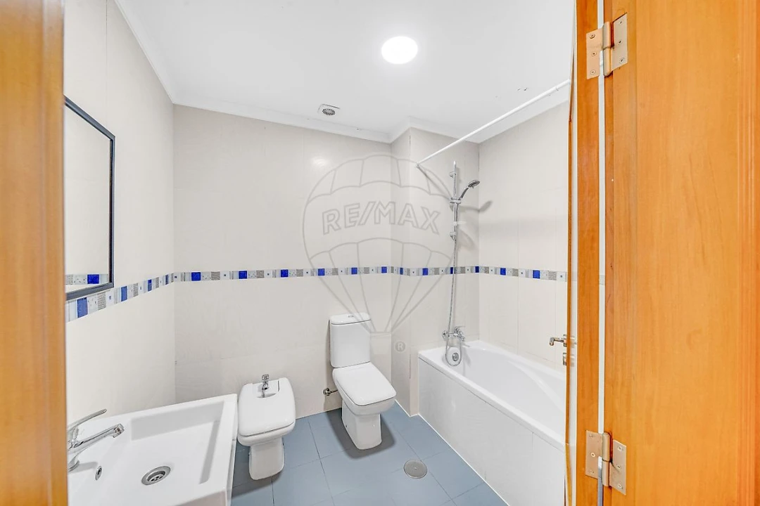 Apartamento T4 para Venda em Vagos e Santo António Foto 19