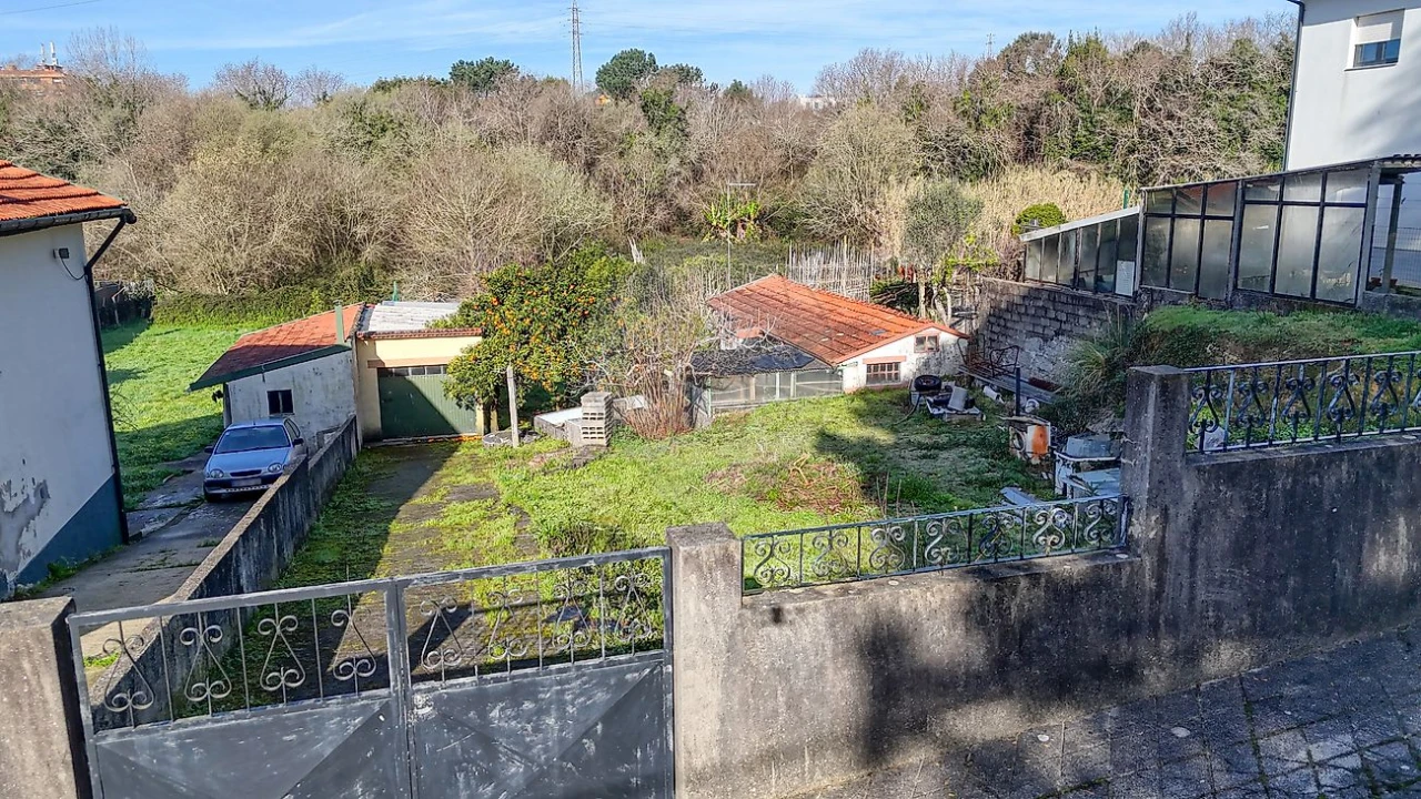Terreno para Venda em Mafamude e Vilar do Paraíso Foto 3