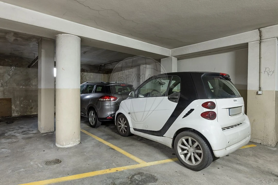 Apartamento T2 para Venda em Valongo Foto 5