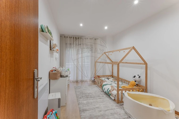 Apartamento T2 para Venda em Valongo Foto 18