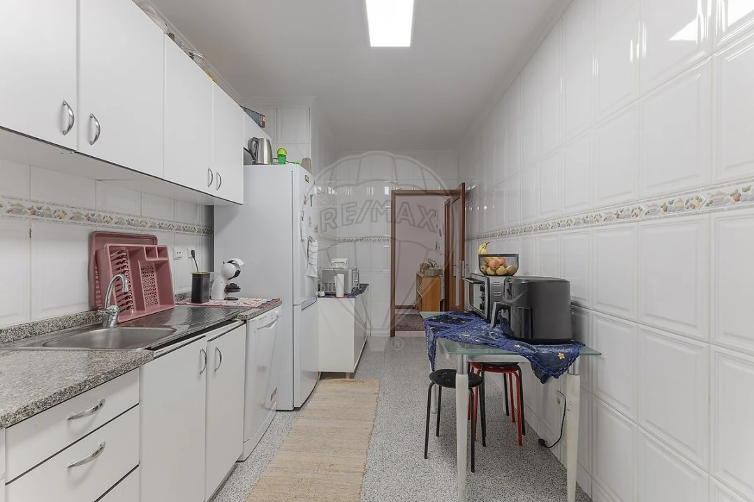 Apartamento T2 para Venda em Valongo Foto 11