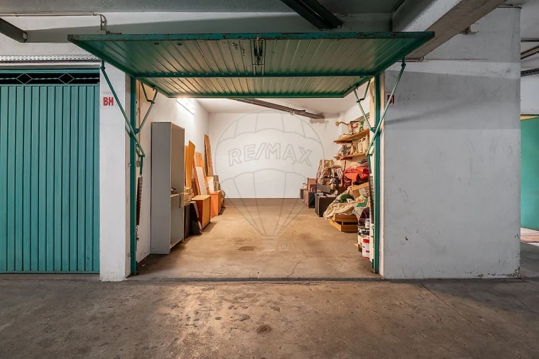 Apartamento T2 para Venda em Mafamude e Vilar do Paraíso Foto 17