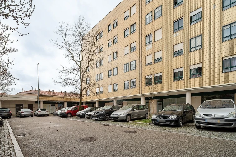 Apartamento T2 para Venda em Mafamude e Vilar do Paraíso Foto 19