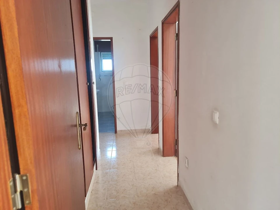 Moradia T3 para Arrendamento em Abrantes (São Vicente e São João) e Alferrarede Foto 2