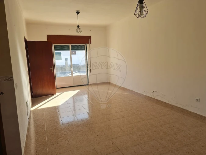 Moradia T3 para Arrendamento em Abrantes (São Vicente e São João) e Alferrarede Foto 9