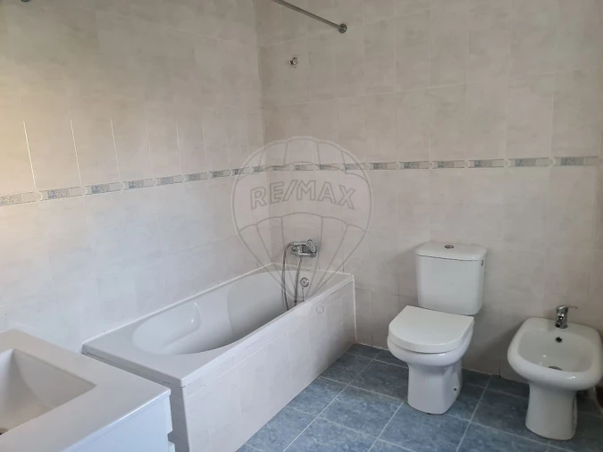 Moradia T3 para Arrendamento em Abrantes (São Vicente e São João) e Alferrarede Foto 14