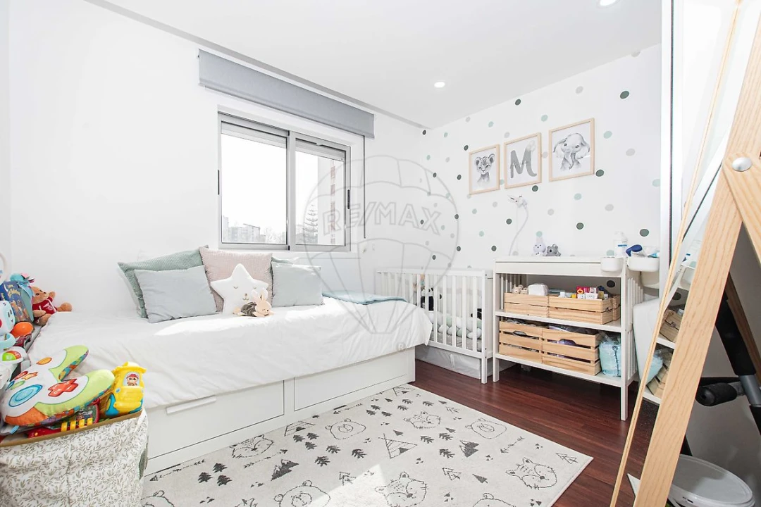 Apartamento T2 para Venda em Santo António dos Cavaleiros e Frielas Foto 6