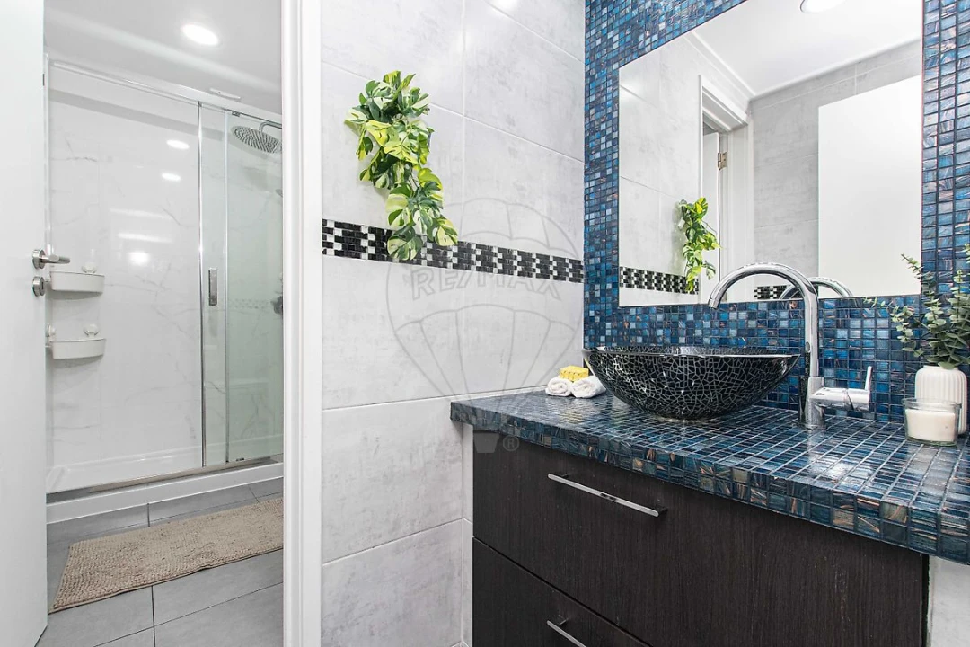 Apartamento T2 para Venda em Santo António dos Cavaleiros e Frielas Foto 22