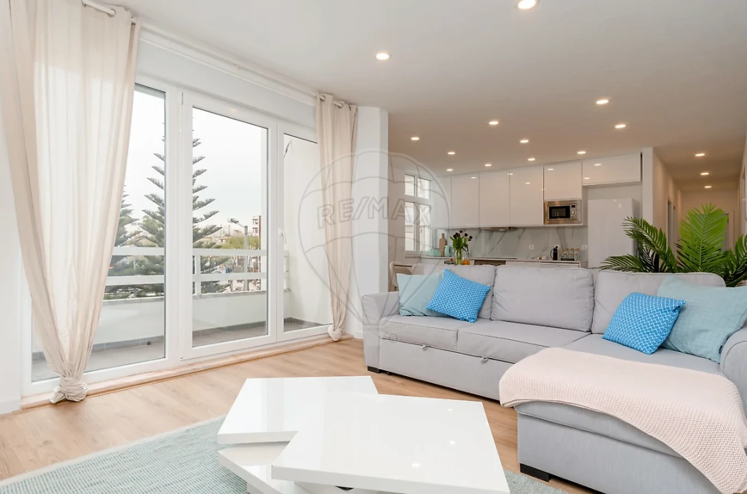 Apartamento T2 para Venda em Costa da Caparica Foto 12