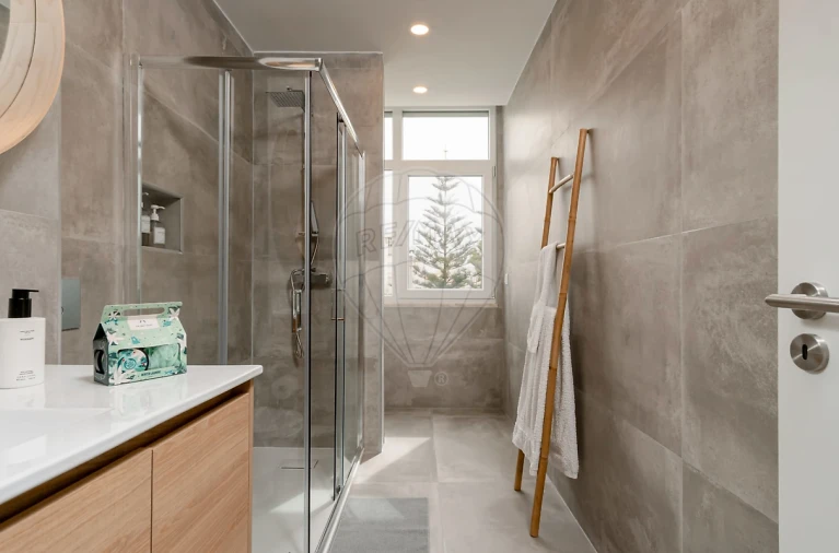 Apartamento T2 para Venda em Costa da Caparica Foto 4