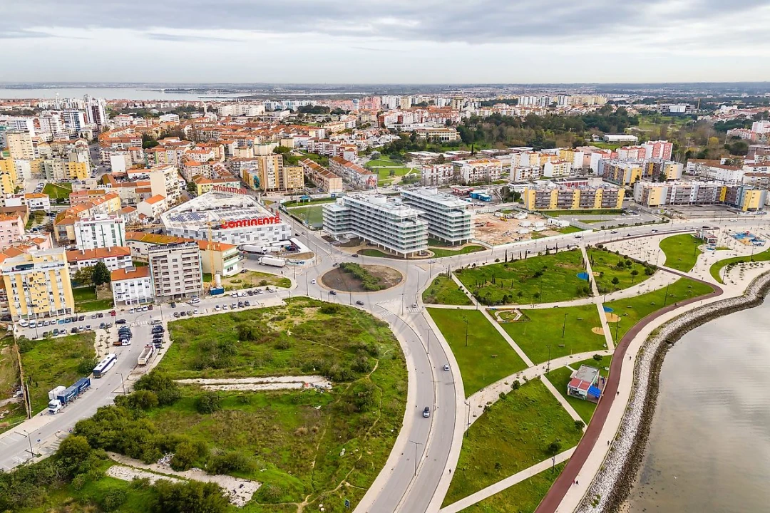 Apartamento T2 para Venda em Alto do Seixalinho, Santo André e Verderena Foto 2