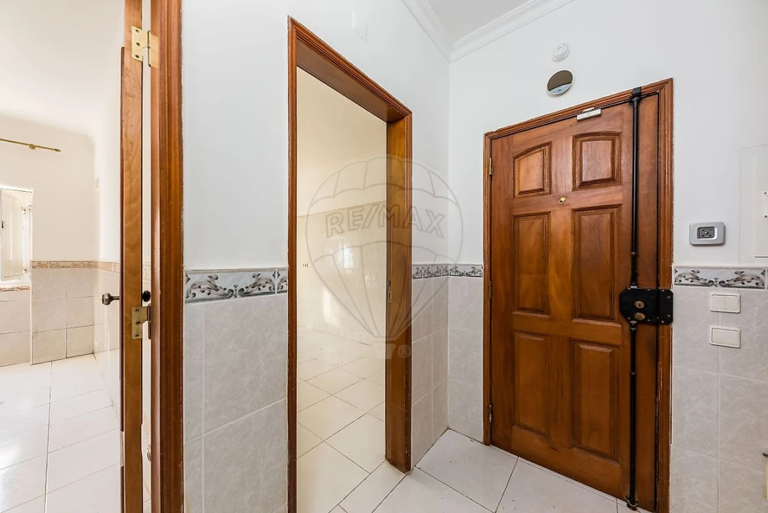 Apartamento T2 para Venda em Alto do Seixalinho, Santo André e Verderena Foto 4