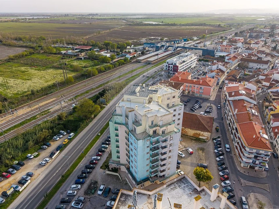 Apartamento T3 para Venda em Azambuja Foto 16