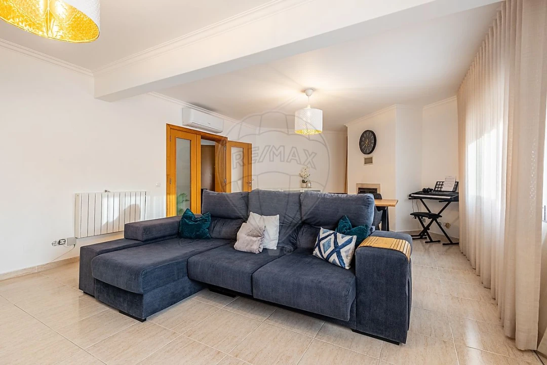 Apartamento T3 para Venda em Azambuja Foto 23